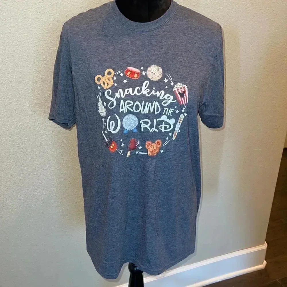 •Disney tee•   - Picture 2 of 3